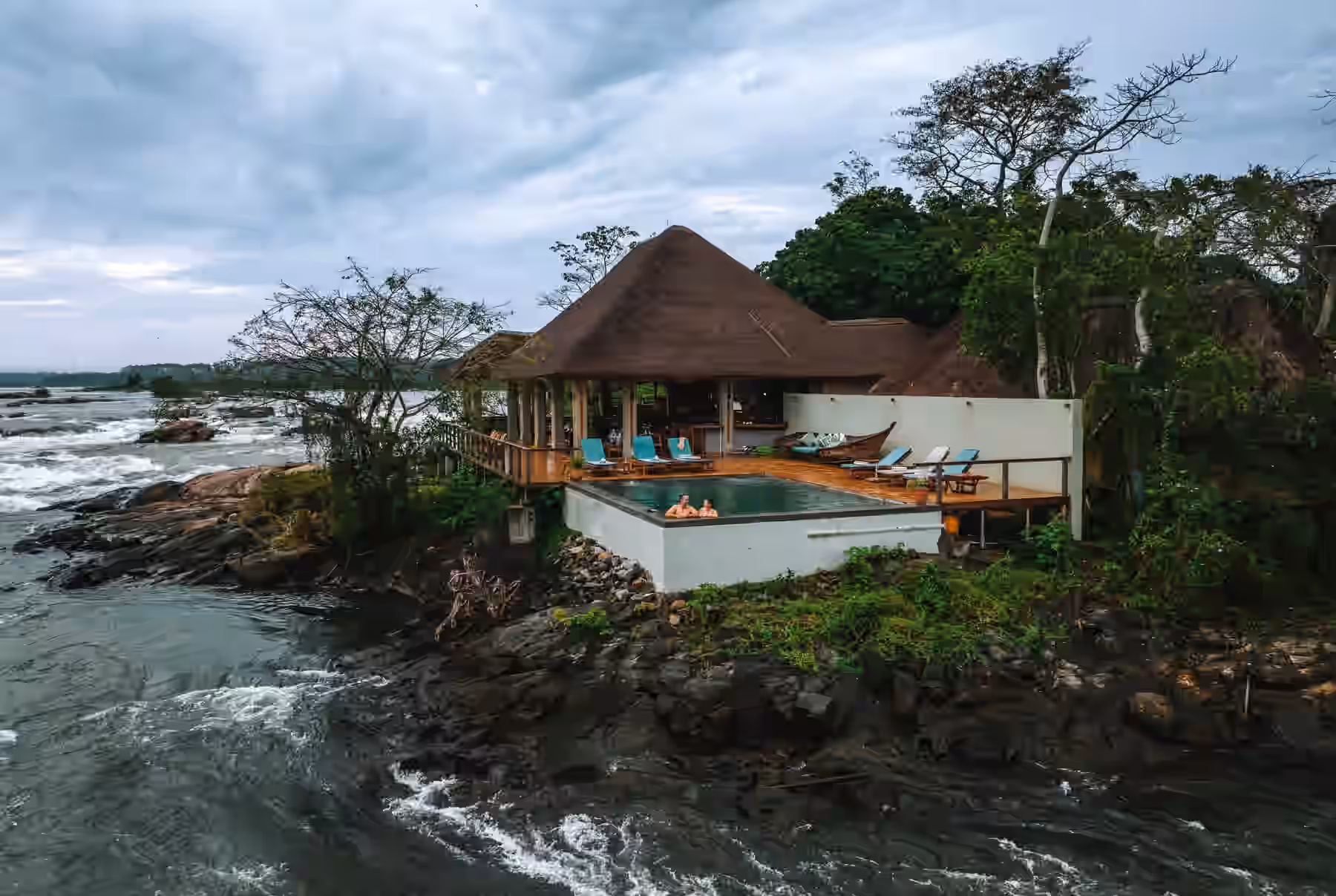 Standard River Suite