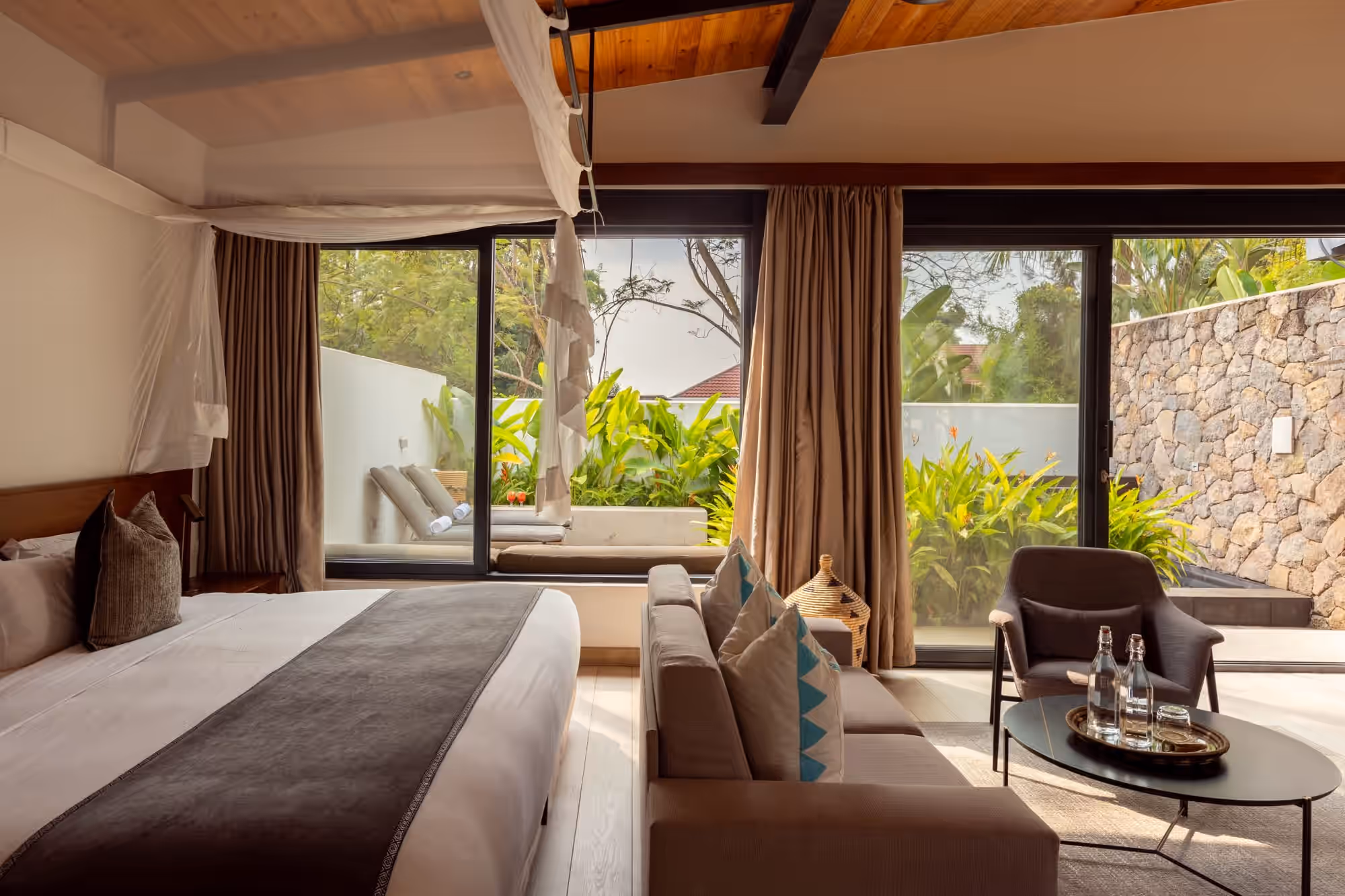 Master One-Bedroom Suite