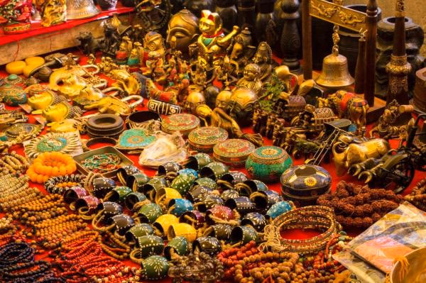 Souvenir market visit