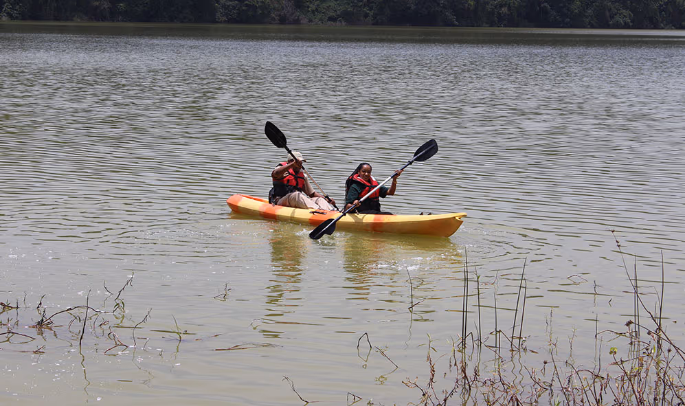 Canoeing at Lake Duluti