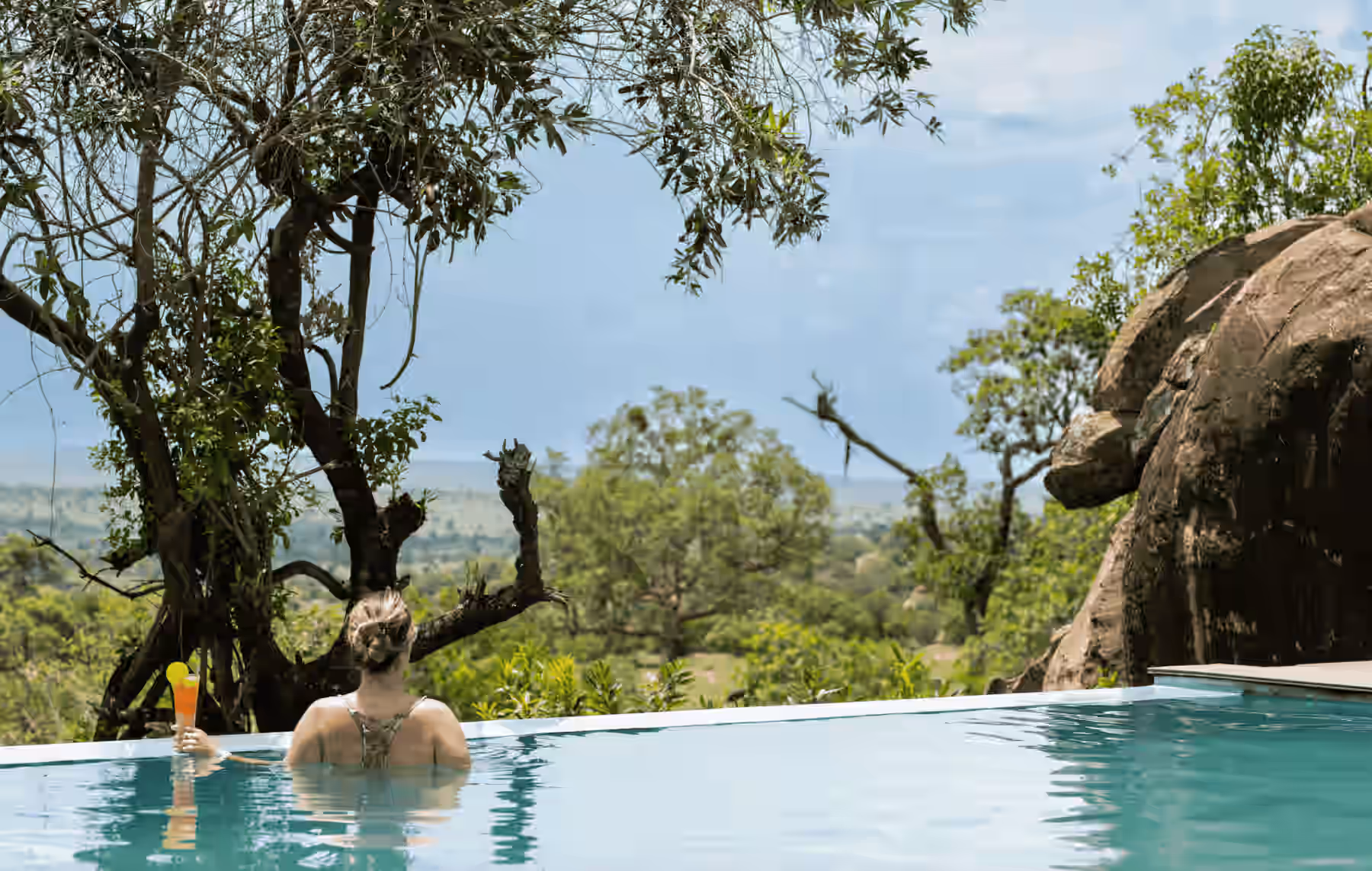 AN EXTRAORDINARY JOURNEY THROUGH EAST AFRICA - Gallery Image 6